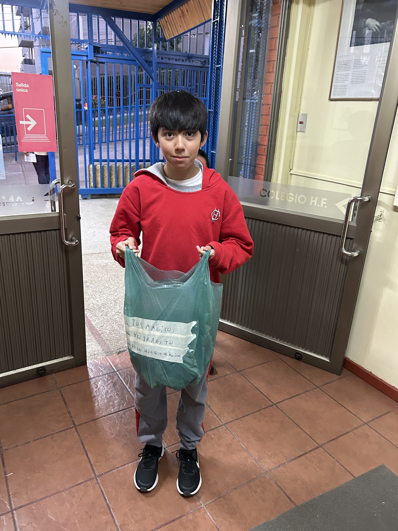 ¡Día sin Mochila en el Colegio HF Camilo Henríquez! 2025 - 491718912_1150136106909380_1529241684272339211_n.jpg